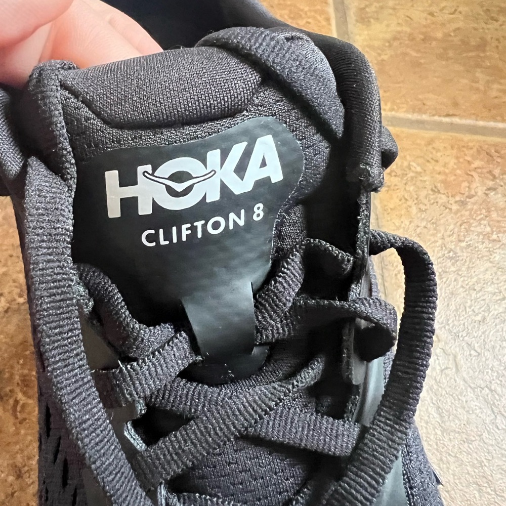 Hoka one on one Clifton 8, size 7.5
